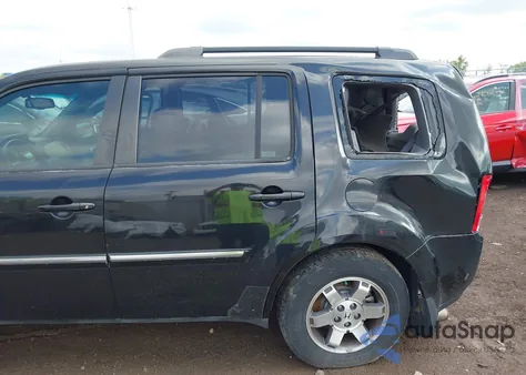 2009 Honda Pilot Touring из США, поврежденный, VIN 5FNYF38989B026026